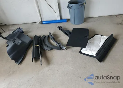 2021 Ford Explorer Limited z USA, uszkodzony, nr VIN 1FMSK8FH0MGB36622